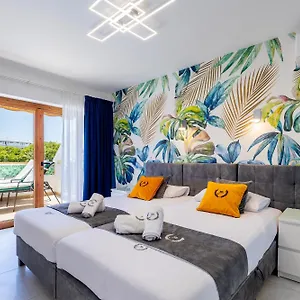  Apartment Geranios 110 Spain