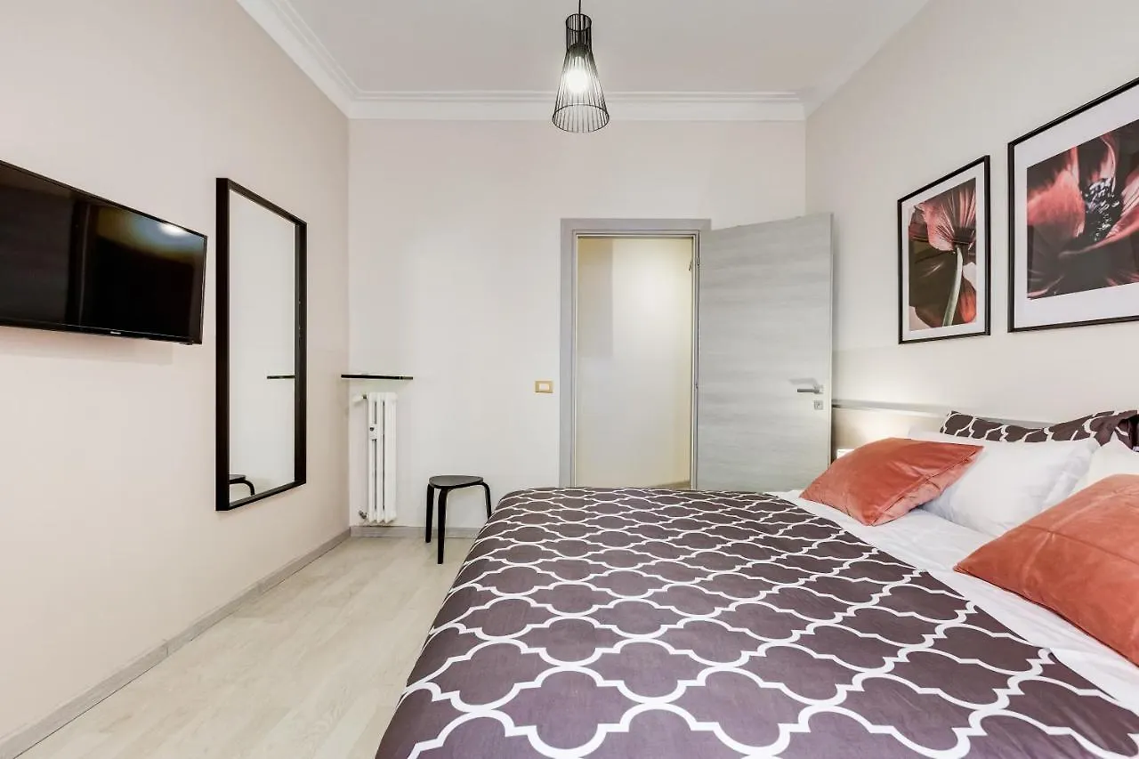 Bdc - Prestige 3Bdr 3Bath In Monti District Apartment Rome 0*,  Italy