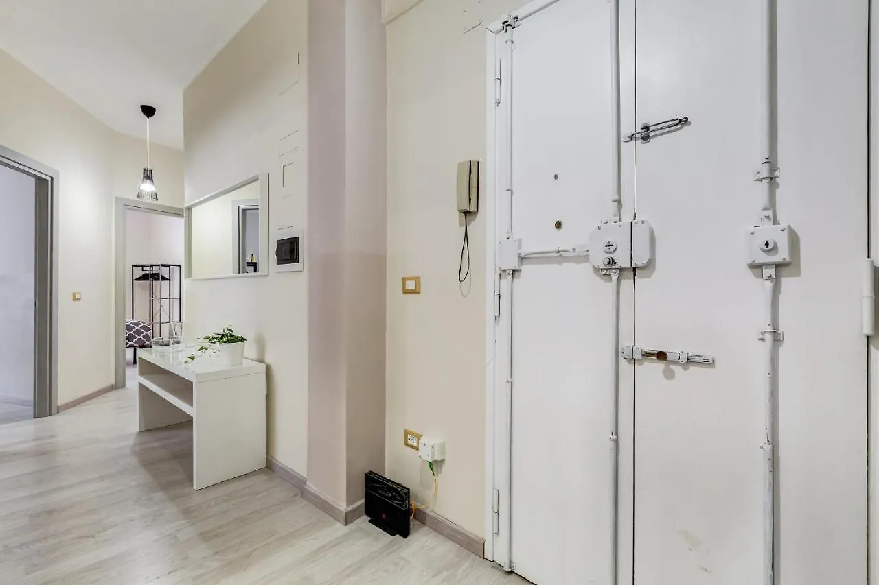 Bdc - Prestige 3Bdr 3Bath In Monti District Apartment Rome 0*,