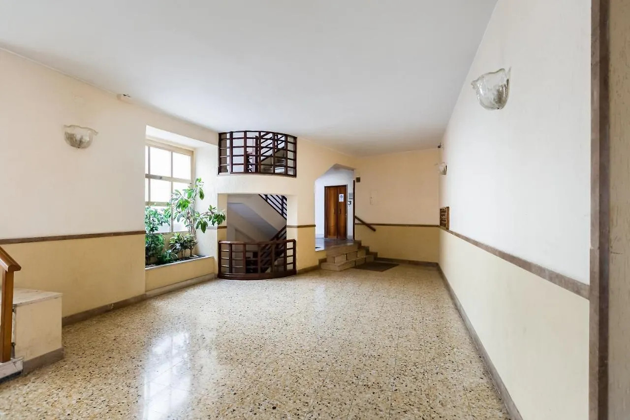 Bdc - Prestige 3Bdr 3Bath In Monti District Apartment Rome 0*,  Italy